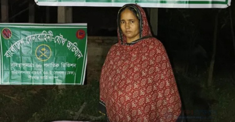পীরগঞ্জে যৌথ বাহিনীর অভিযানে মাদক ব্যবসায়ী গ্রেফতার